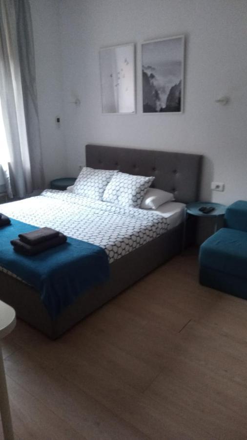 Apartments Simple Teslina Zagreb Extérieur photo