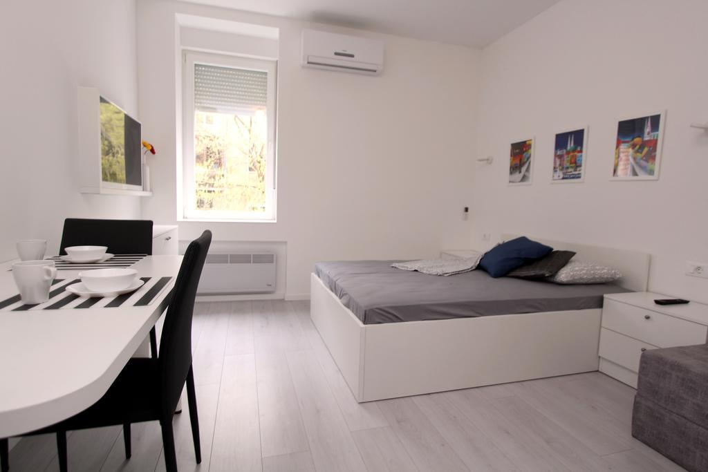 Apartments Simple Teslina Zagreb Extérieur photo