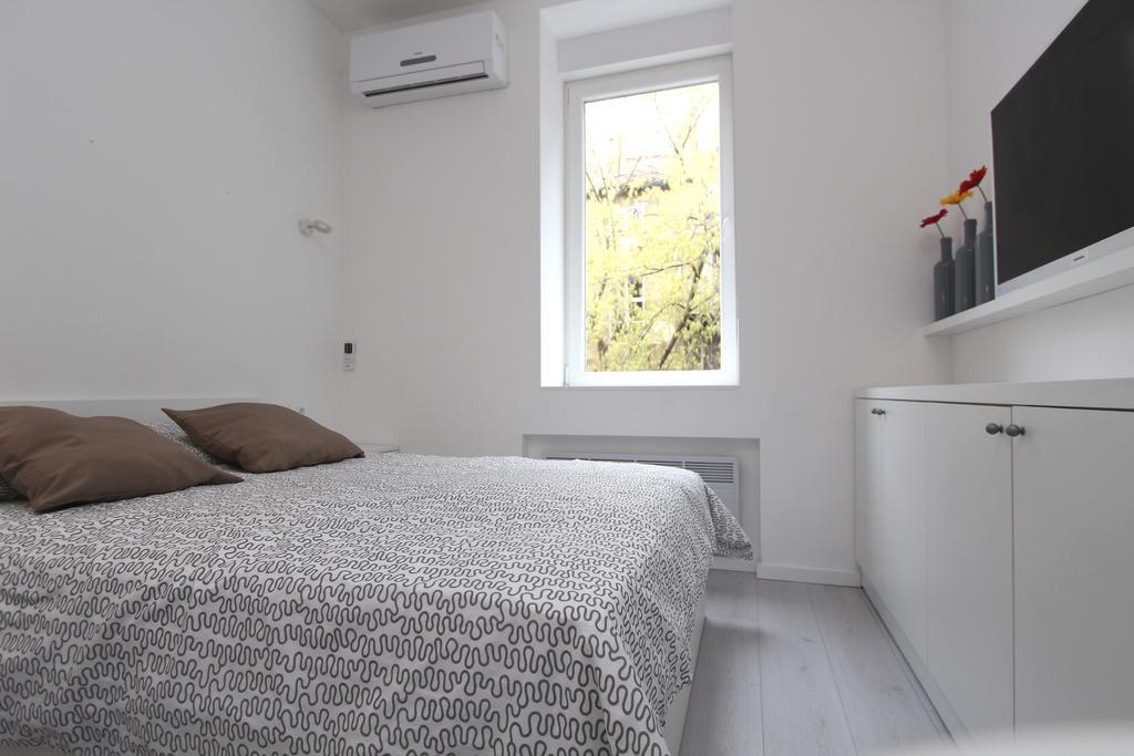 Apartments Simple Teslina Zagreb Extérieur photo